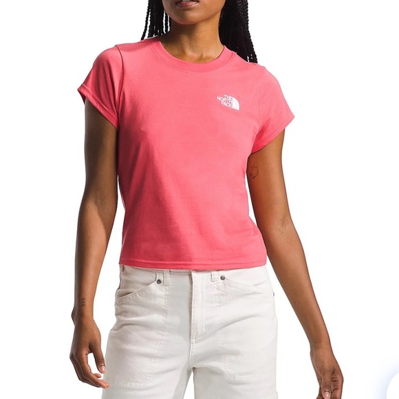 NWT The North Face Women's
Evolution Cutie T-Shirt in volcanic red Sz L - Picture 1 of 8